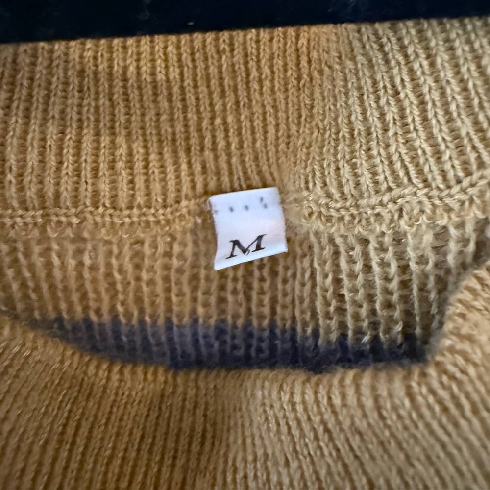 Striped Yellow and Gray Sweater Set (m) - Picture 9 of 9